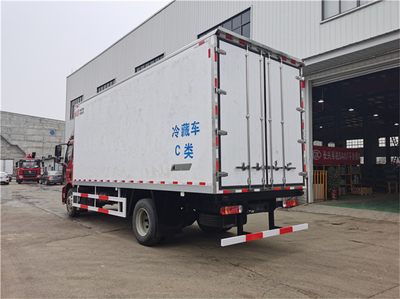 雞苗車(chē)金杯廂式冷藏車(chē)供應(yīng) 專(zhuān)業(yè)運(yùn)輸解決方案